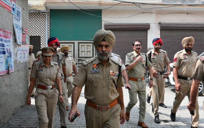 yudh-nashian-virudh-punjab-police-raids-272-drug-hotspots-in-statewide-caso-196-held-with-2-4kg-heroin-2kg-opium युद्ध नशों विरुद्ध’: पंजाब पुलिस द्वारा राज्य भर में कासो के दौरान 272 नशों के हॉटस्पॉटस पर छापेमारी